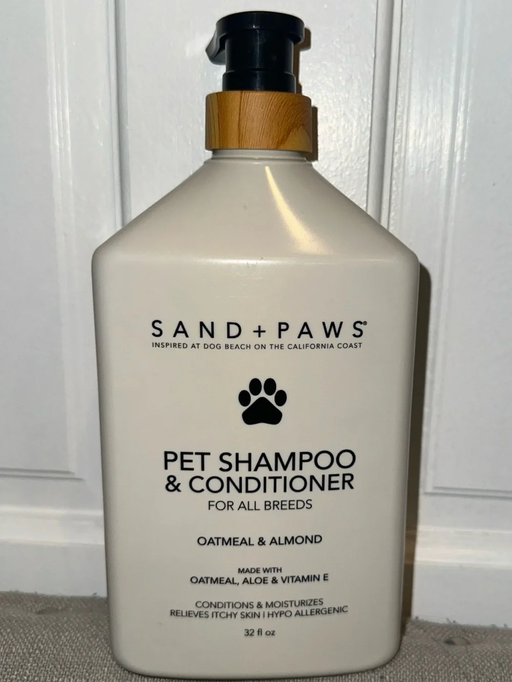 SAND+PAWS Oatmeal & Almond Pet Shampoo & Conditioner - Cream